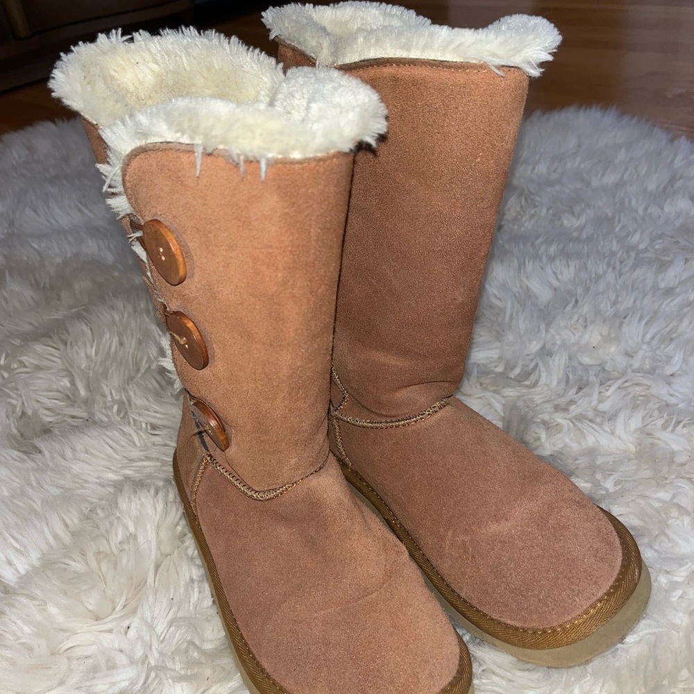 UGG Bailey Button Triplet II Boot